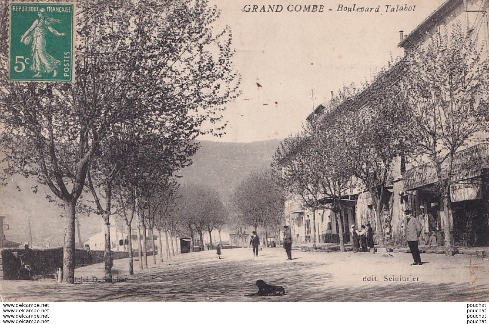 J5-30) LA GRAND COMBE (GARD) BOULEVARD TALABOT  - ( ANIMEE - HABITANTS ) - La Grand-Combe