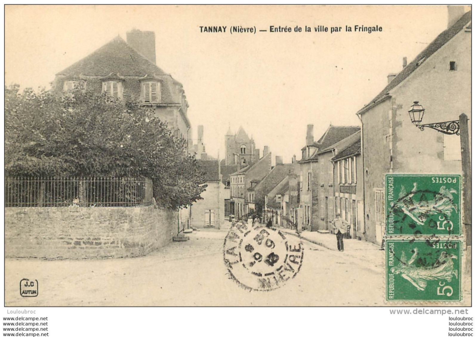 TANNAY ENTREE DE LA VILLE PAR LA FRINGALE - Tannay