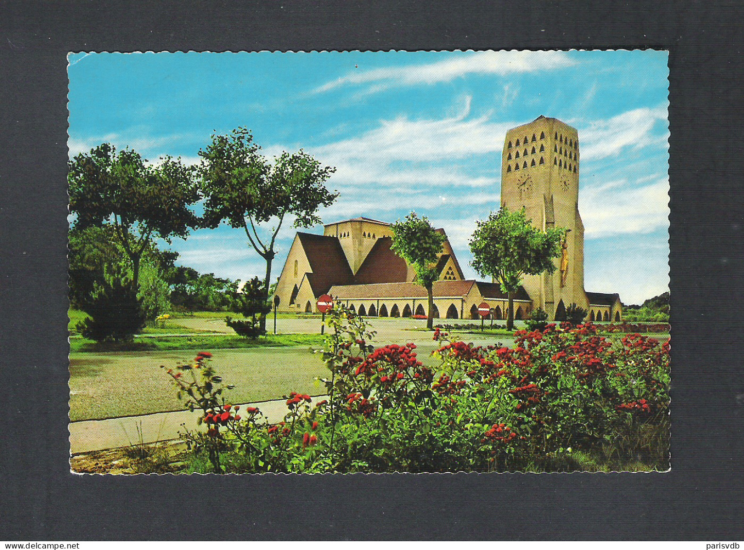 OOSTDUINKERKE - ST. NIKLAASKERK  (9174) - Oostduinkerke