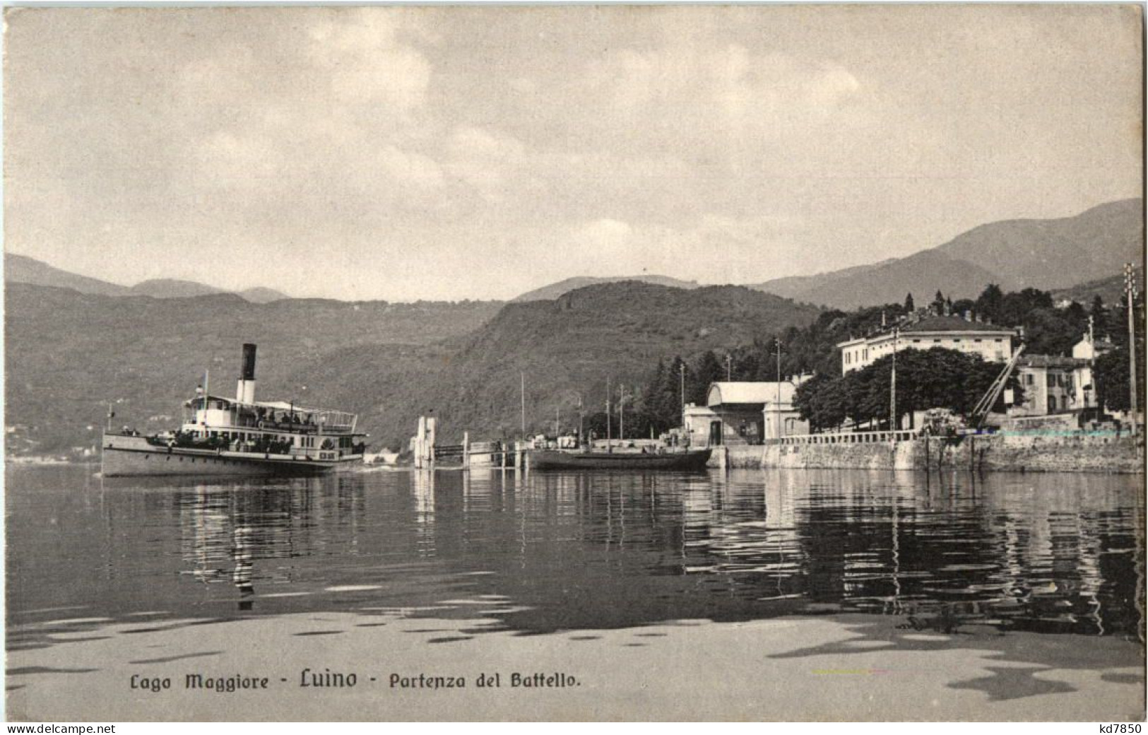 Luino - Partenza Del Battello - Luino