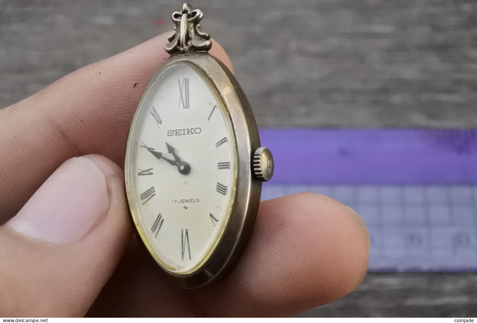 Vintage Seiko Silver Case Locket Pocket Watch Roman Numeral Hand Winding Watch - Antike Uhren