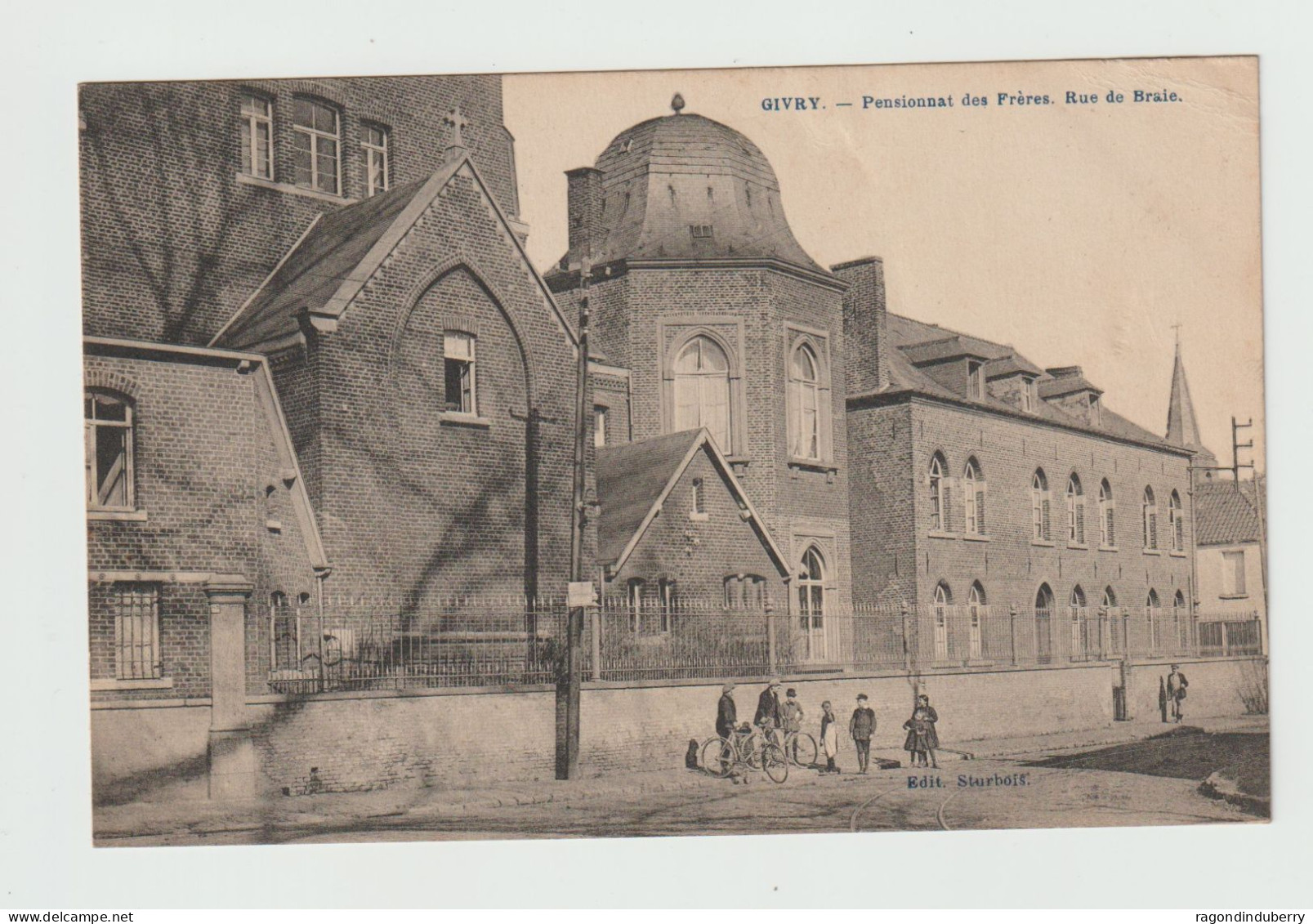 CPA - BELGIQUE - GIVRY - Pensionnat Des Frères, Rue De Braie - CATE RARE - Voy Vers 1920 à Priori Oblit Non Lisisble - Quevy