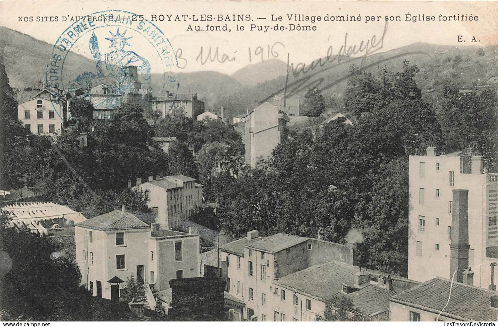 FRANCE - Royat Les Bains - Le Village Dominé Par Son église Fortifiée - Au Fond - Le Puy De Dôme- Carte Postale Ancienne - Royat