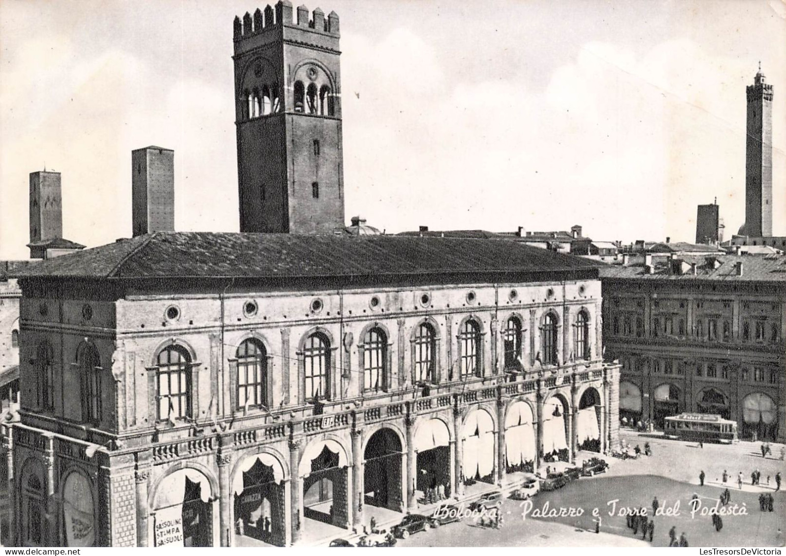 ITALIE - Bologna - Palazzo E Torre Del Podestà - Animé - Voitures - Carte Postale - Bologna