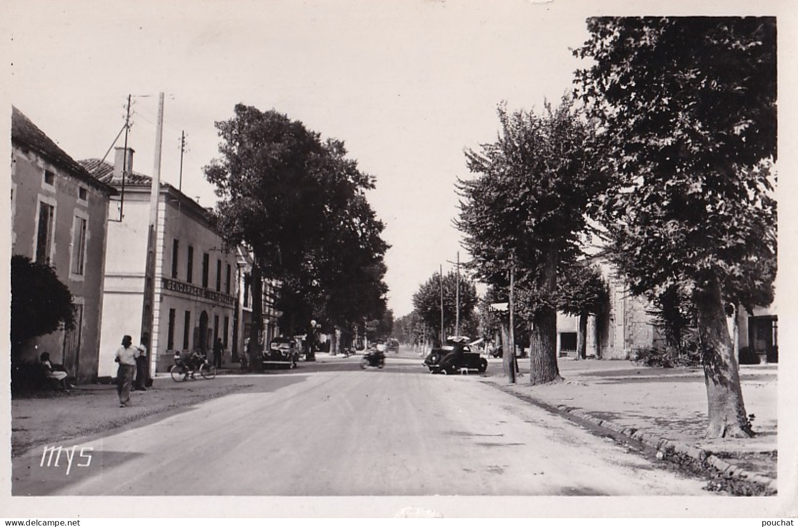 24) EYMET - DORDOGNE - BOULEVARD CLEMENCEAU - GENDARMERIE NATIONALE - ANIMATION - AUTO -  EDIT. MYS  AGEN - ( 2 SCANS ) - Eymet