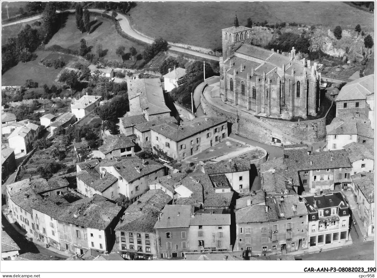 CAR-AANP3-69 CPSM-0271 - SAINT-SYMPHORIEN SUR CROISE - Vue Sur Le Quartier De L'église - 15x10cm - Saint-Symphorien-sur-Coise