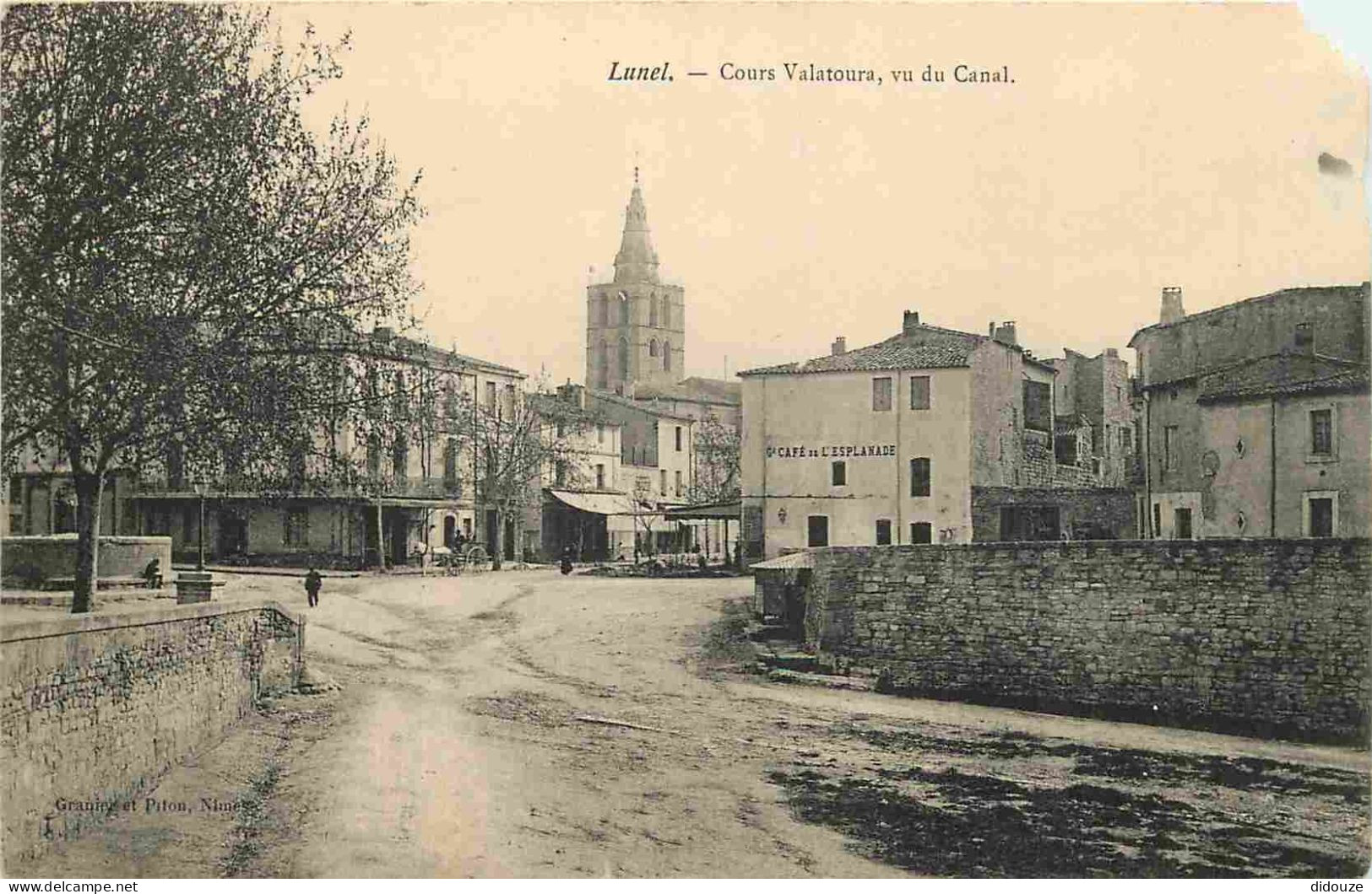 34 - Lunel - Cours Valatoura Vu Du Canal - CPA - Etat écornée - Voir Scans Recto-Verso - Lunel