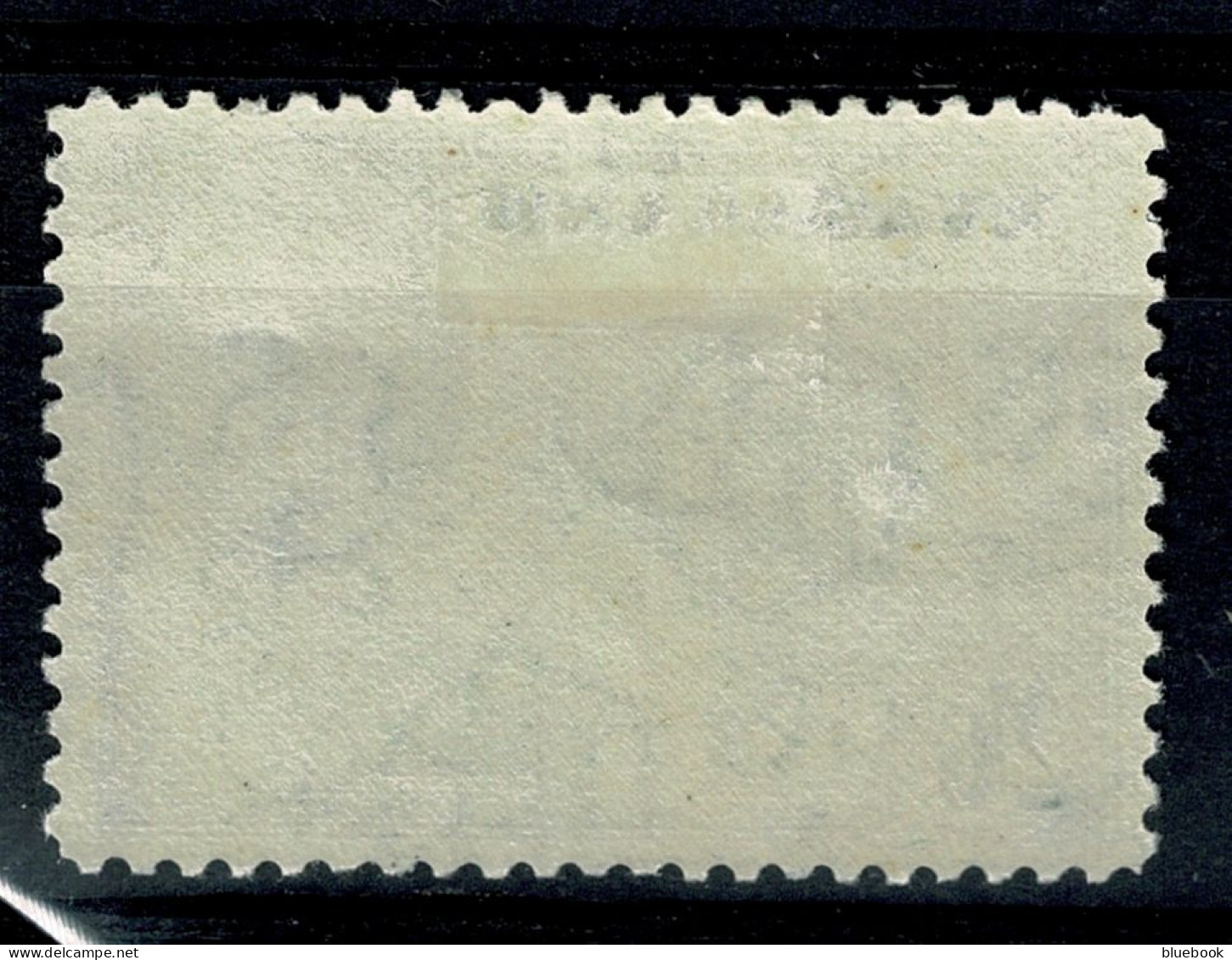 Ref 1640 - Nyasaland 1945 KGVI - 2s/6d Stamp - Growing Tobacco - Mounted Mint SG 154 - Nyassaland (1907-1953)