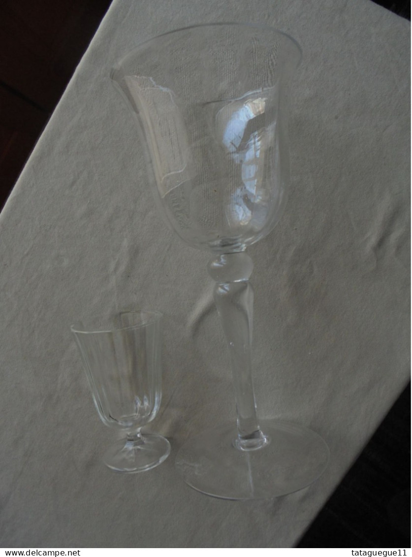 Ancien - Grand Verre Photophore Sur Pied En Verre - Glas & Kristal