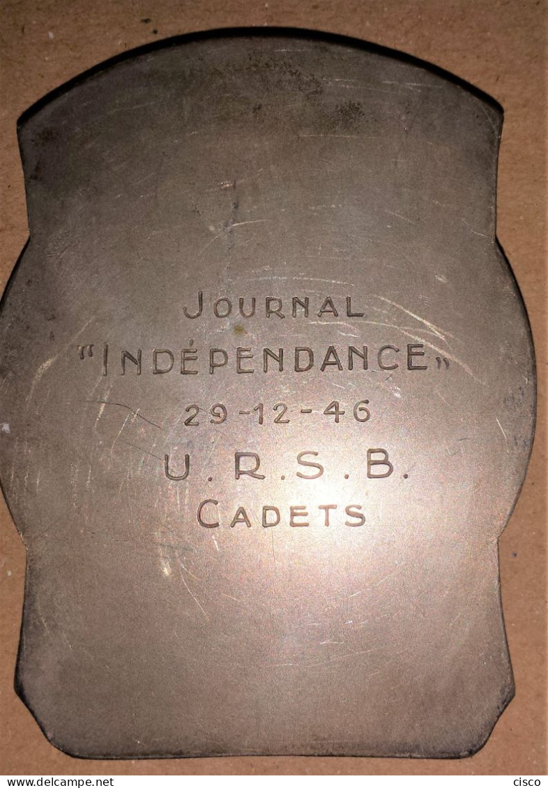 BELGIQUE Médaille (d'argent) Journal "INDEPENDANCE" 29-12-46 U.R.S.B. Cadets - Altri & Non Classificati