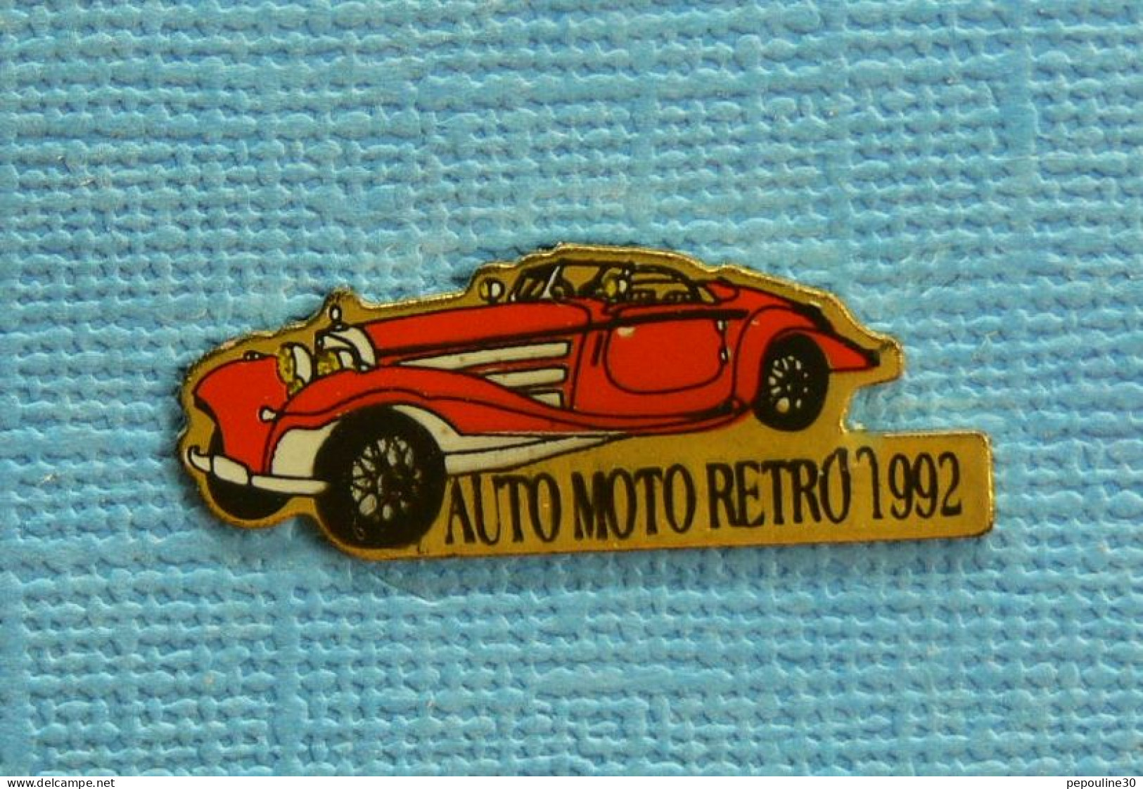 1 PIN'S /  ** LA PANTHER DE VILLE / AUTO MOTO RETRO / 1992 ** - Sonstige & Ohne Zuordnung