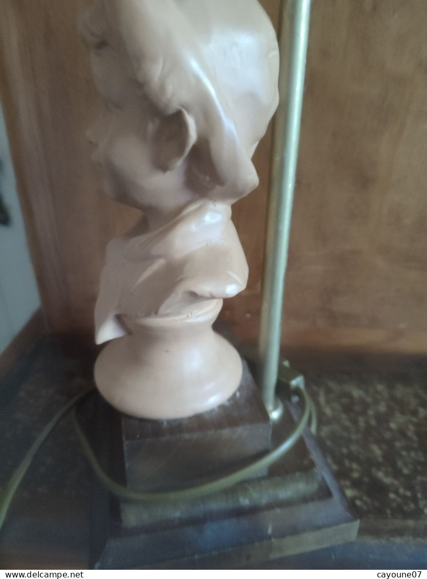 Sujet plâtre ou terre cuite statue buste jeune garçon pied de lampe
