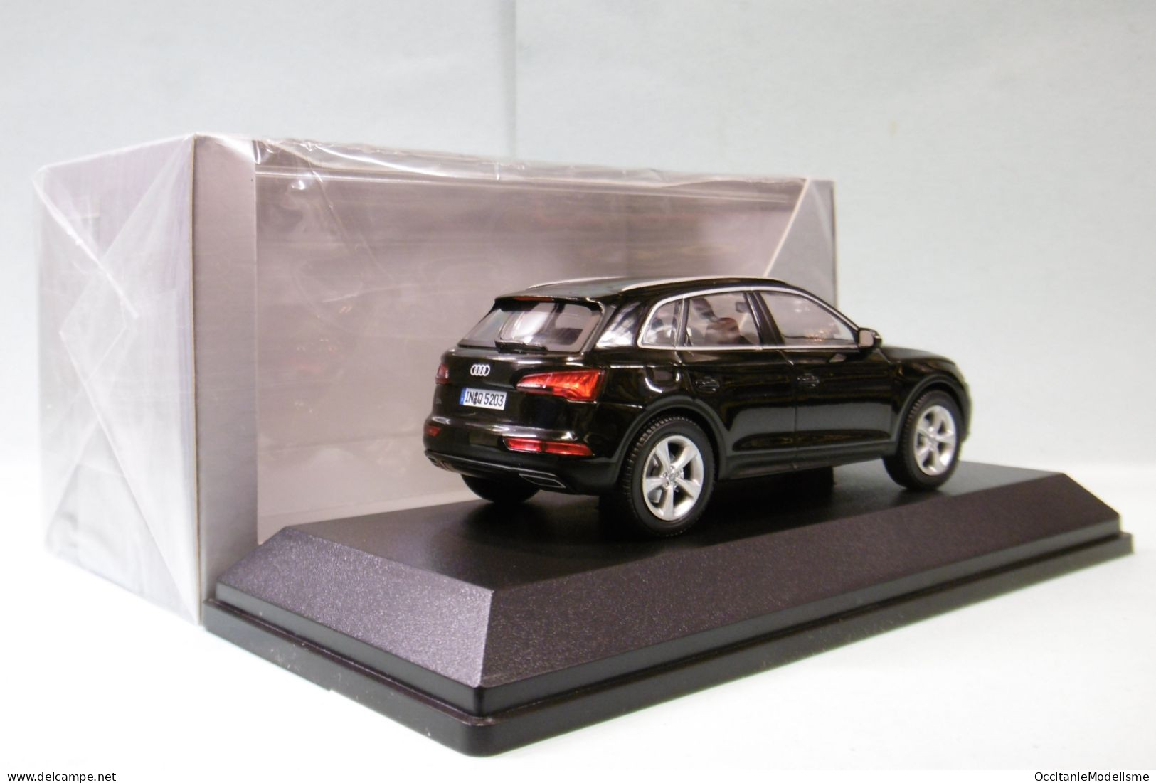 Spark - AUDI Q5 Noir Neuf NBO 1/43 - Spark