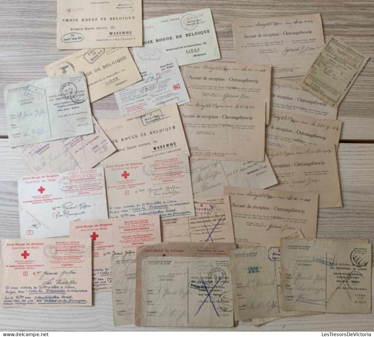 Lot De 34 Cartes De La Croix Rouge Colis Aux Prisonniers De Guerre - Accusé De Réception - Manuscripts