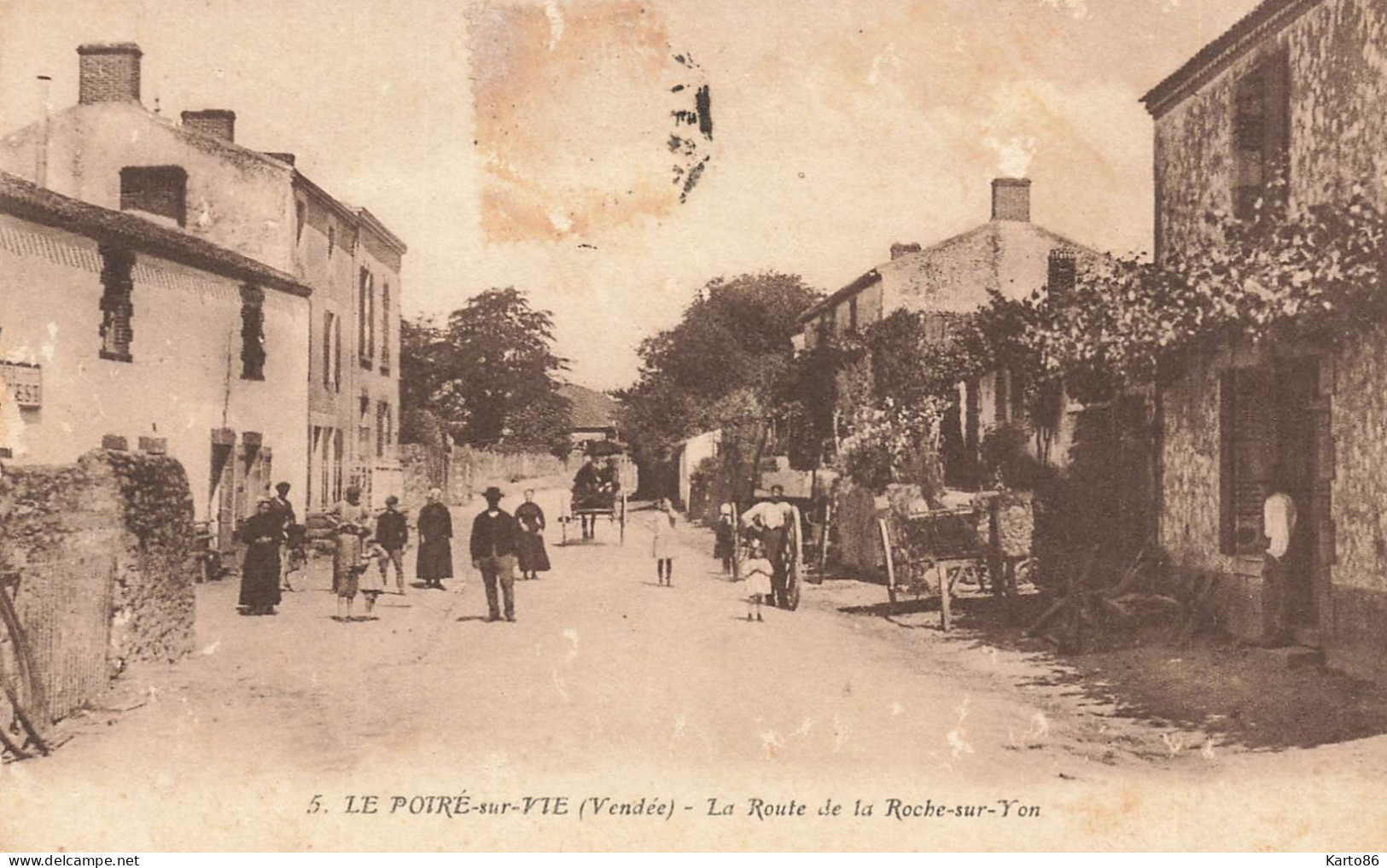 Le Poiré Sur Vie * La Route De La Roche Sur Yon * Enfants Villageois - Poiré-sur-Vie