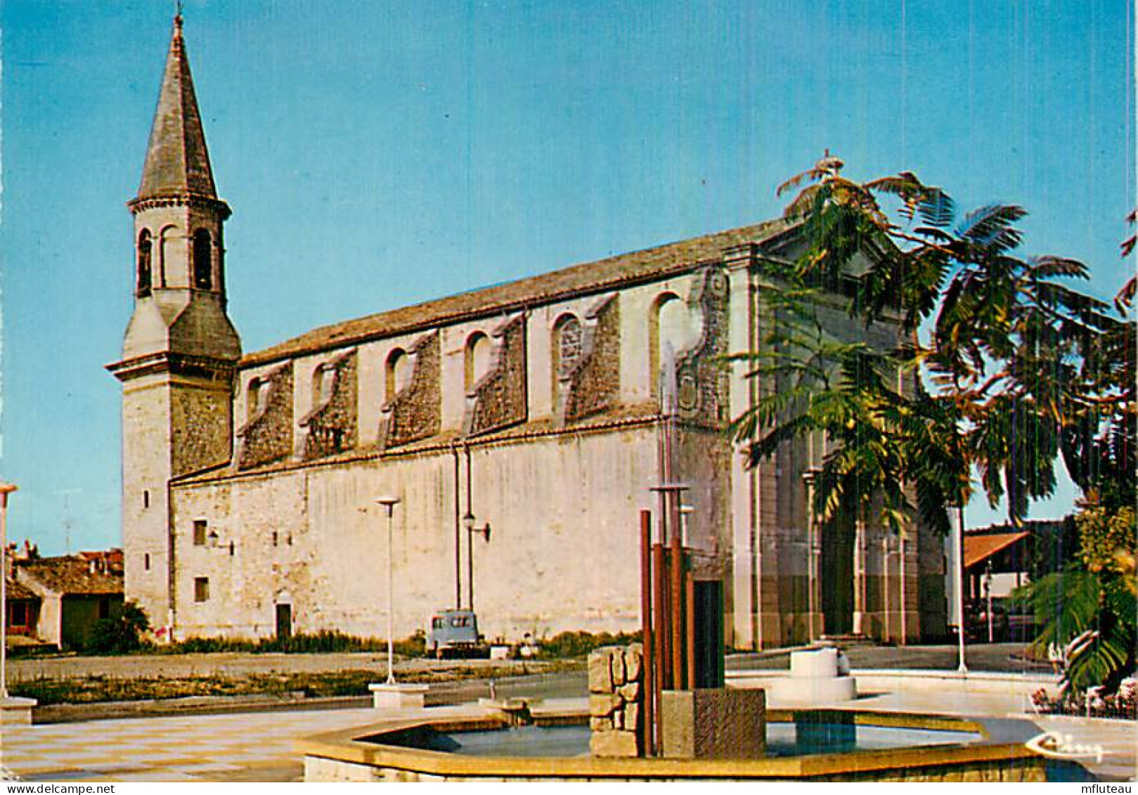 84* MORIERES LES AVIGNON  Eglise  CPM (10x15cm)             MA66-0580 - Morieres Les Avignon