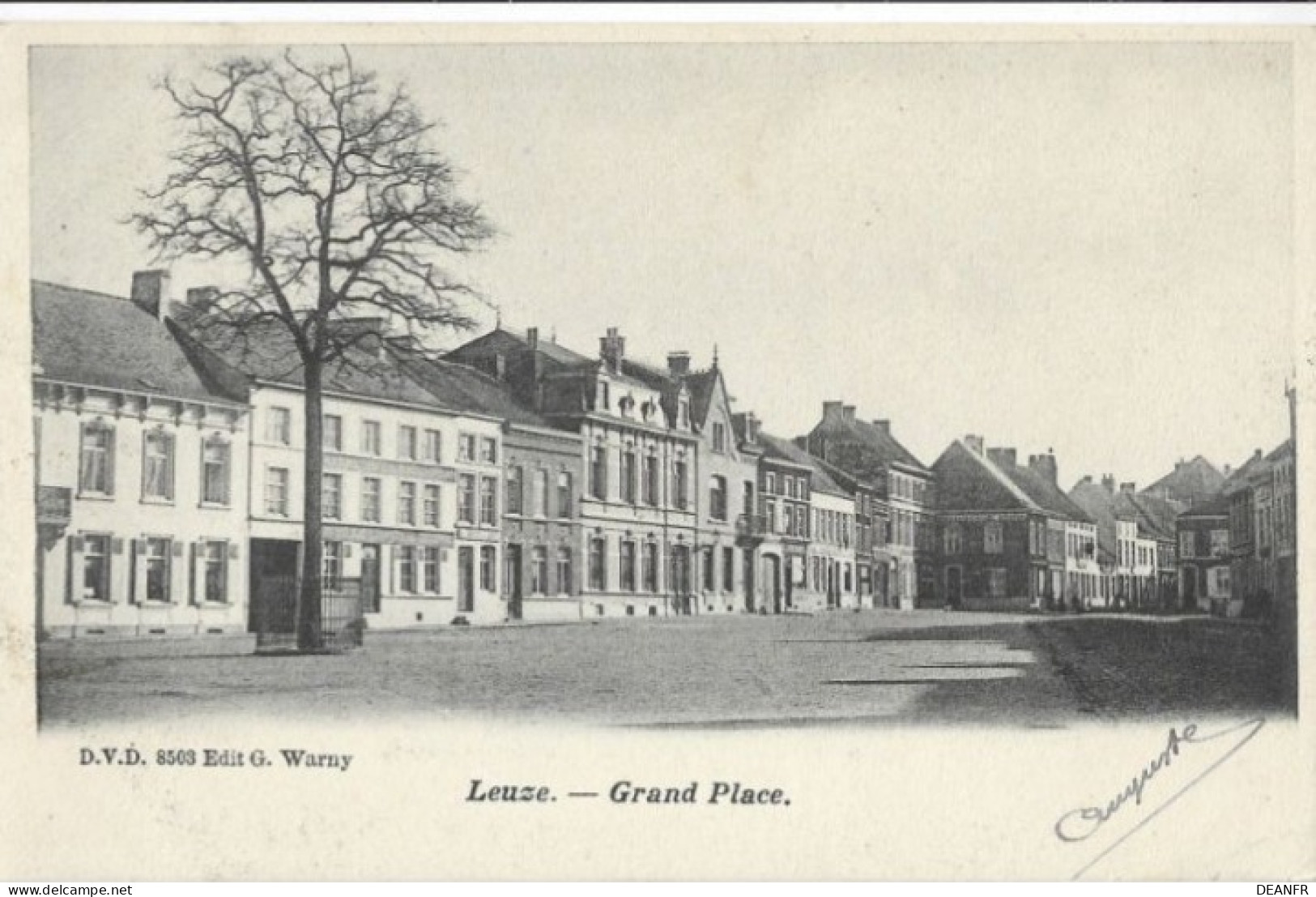 LEUZE : Grand Place. Carte Impeccable. - Leuze-en-Hainaut