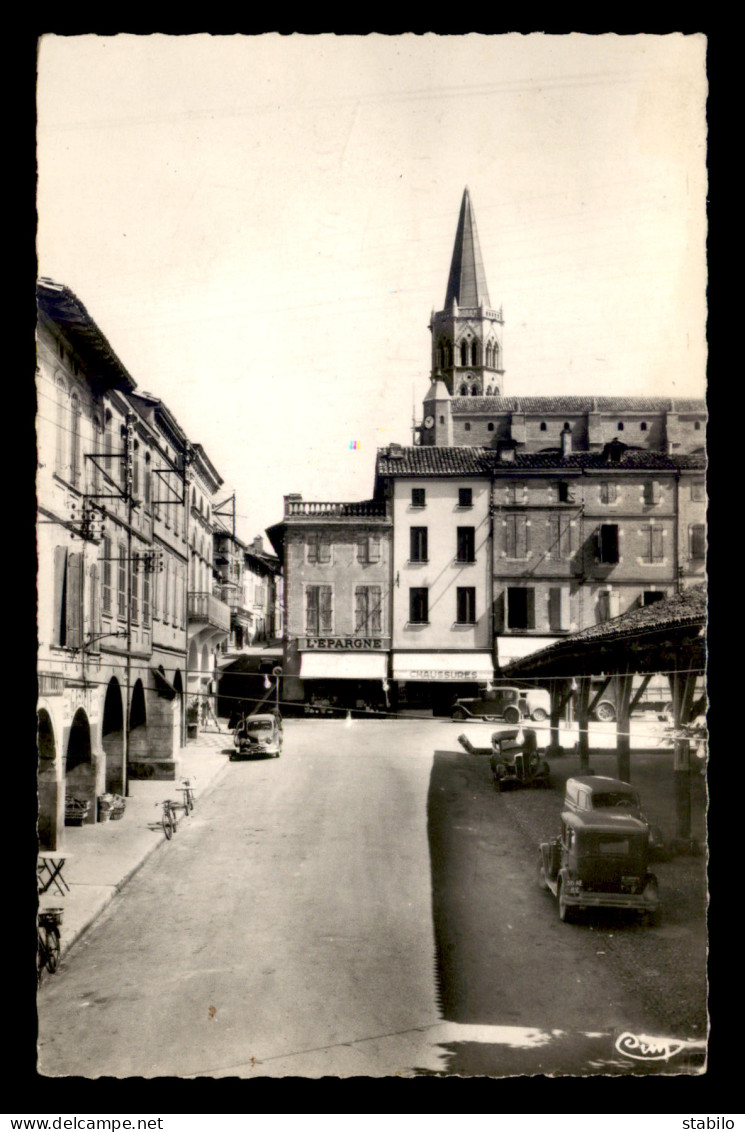 82 - BEAUMONT-DE-LOMAGNE - LA PLACE - PANHARD - Beaumont De Lomagne