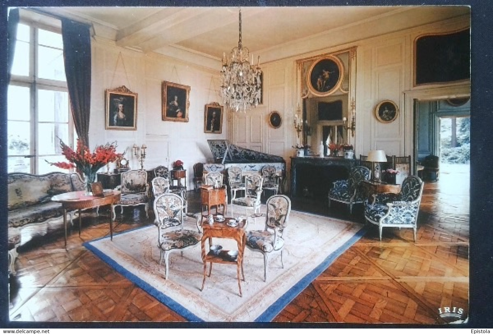 ►   CHATEAU De THOIRY - Salon Avec Clavecin Comte De La Panouse - Thoiry