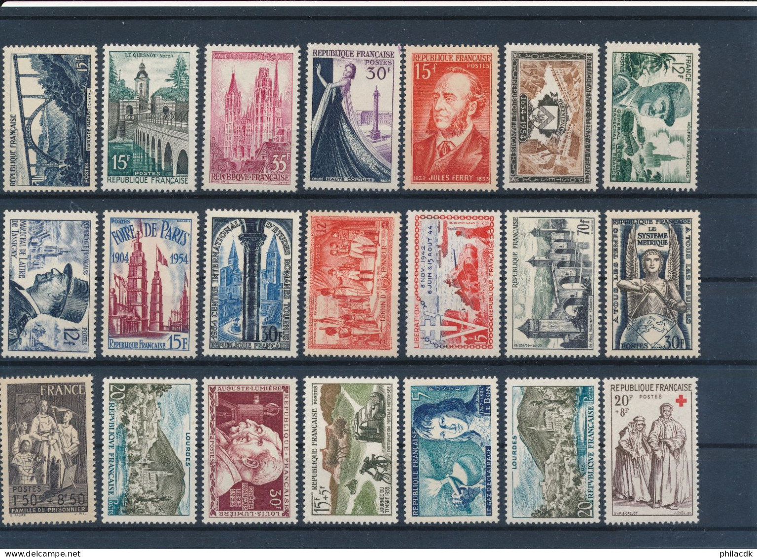 FRANCE - LOT DE 236 TIMBRES NEUFS** SANS CHARNIERE AVEC PERSONNAGES CELEBRES PREO SERVICE AVEC 2 EPREUVES DE LUXE - Collections