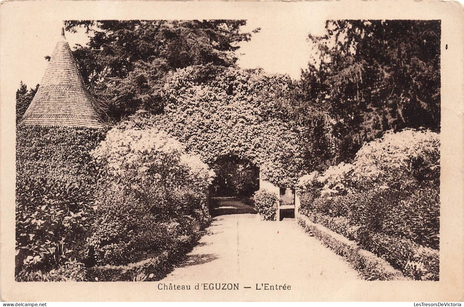 FRANCE - Éguzon - Château D'Éguzon - L'entrée - Carte Postale Ancienne - Sonstige & Ohne Zuordnung