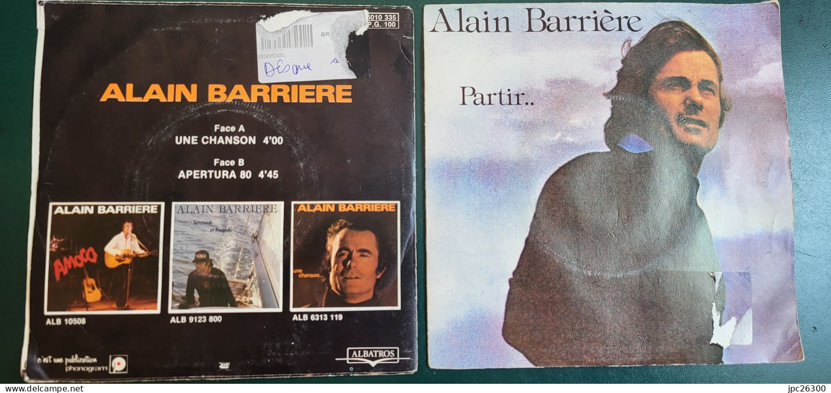 Lot De Deux Disques Vinyl D'Alain Barrière - Classical