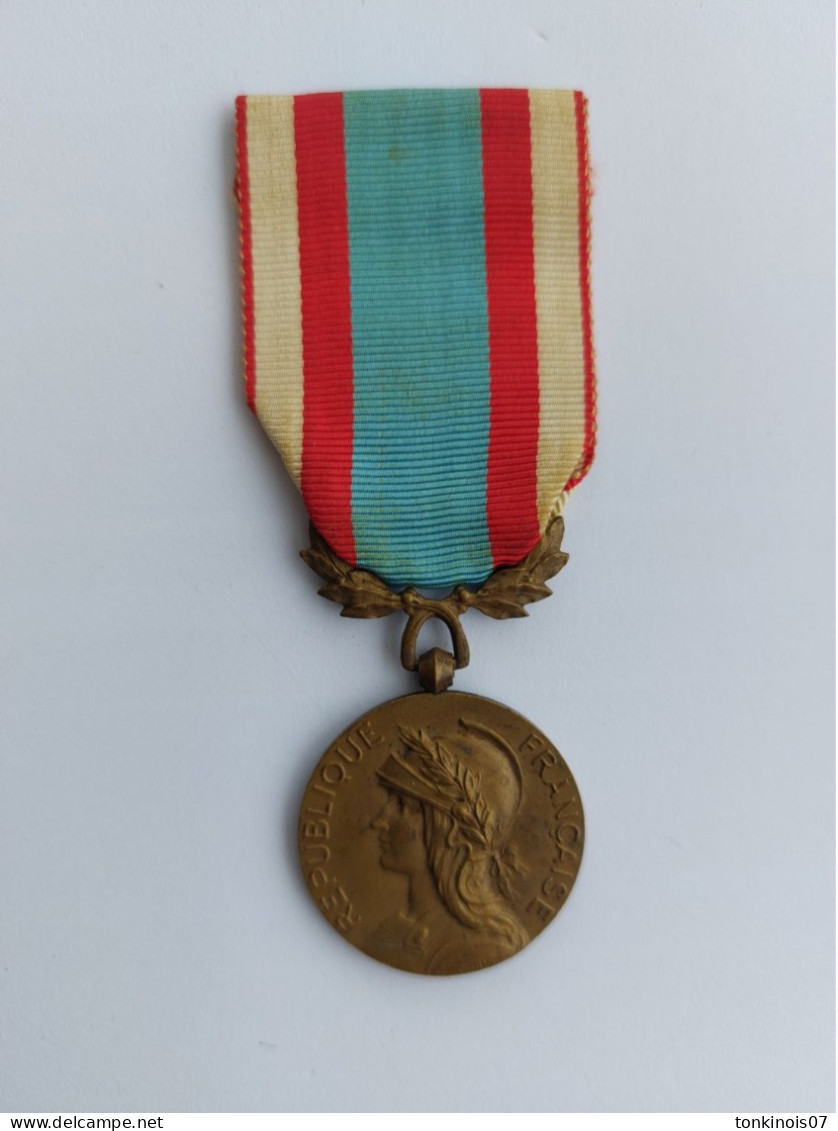 Médaille Commémorative D'AFN Premier Type 1954 1962 - France