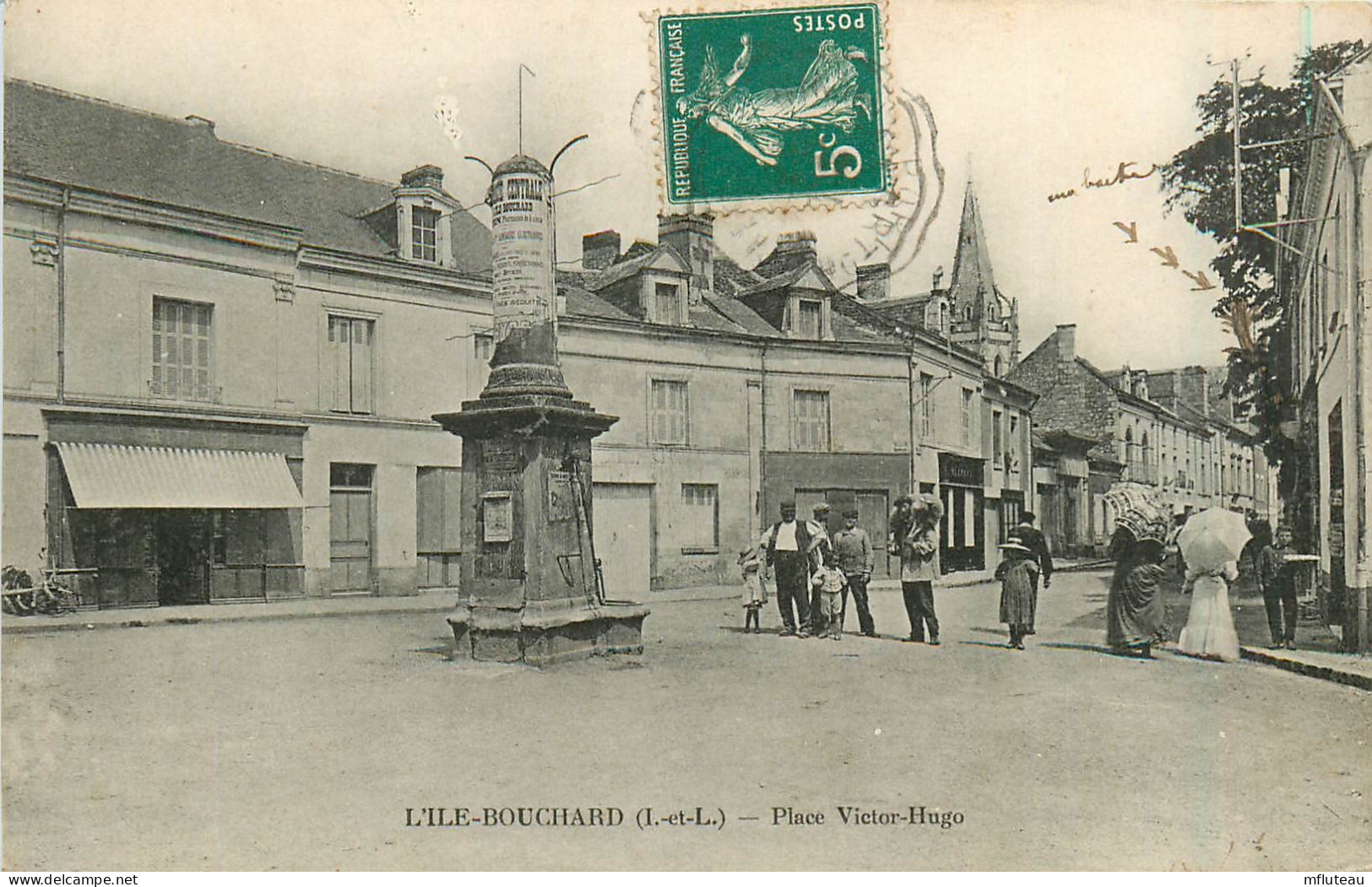 37* L ILE BOUCHARD  Place Victor Hugo         RL34.0417 - L'Île-Bouchard
