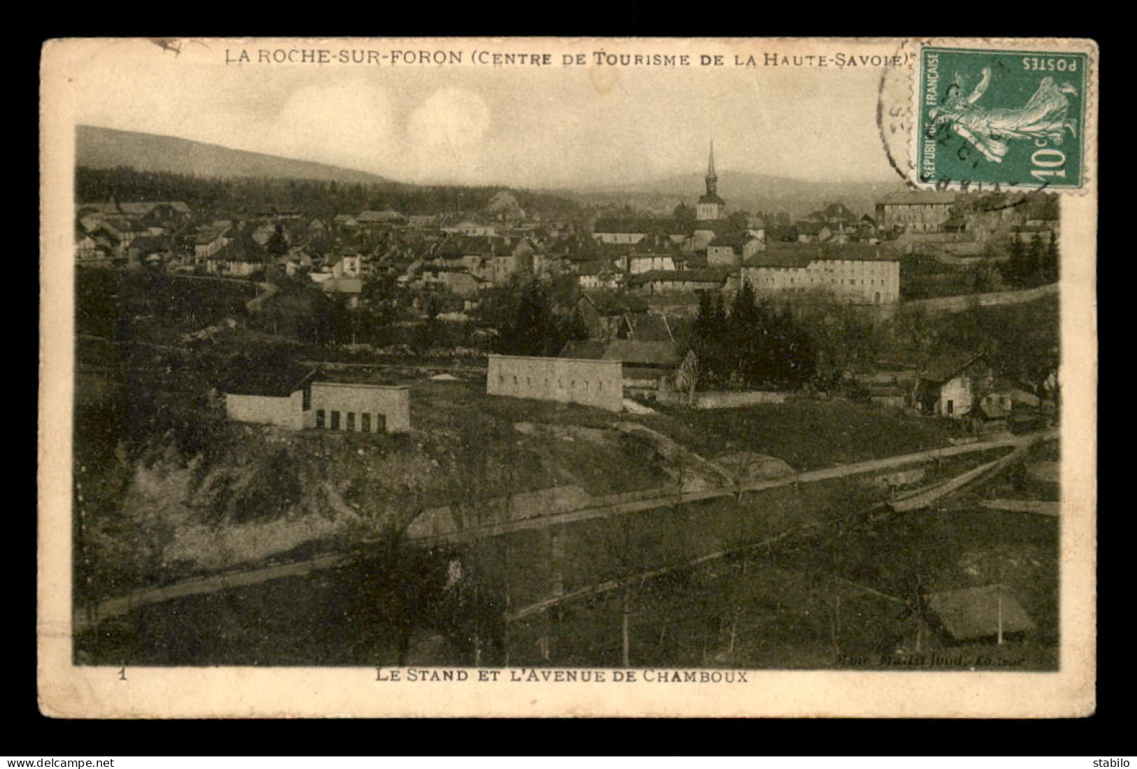 74 - LA ROCHE-SUR-FORON - LE STAND ET L'AVENUE DE CHAMBOUX - La Roche-sur-Foron