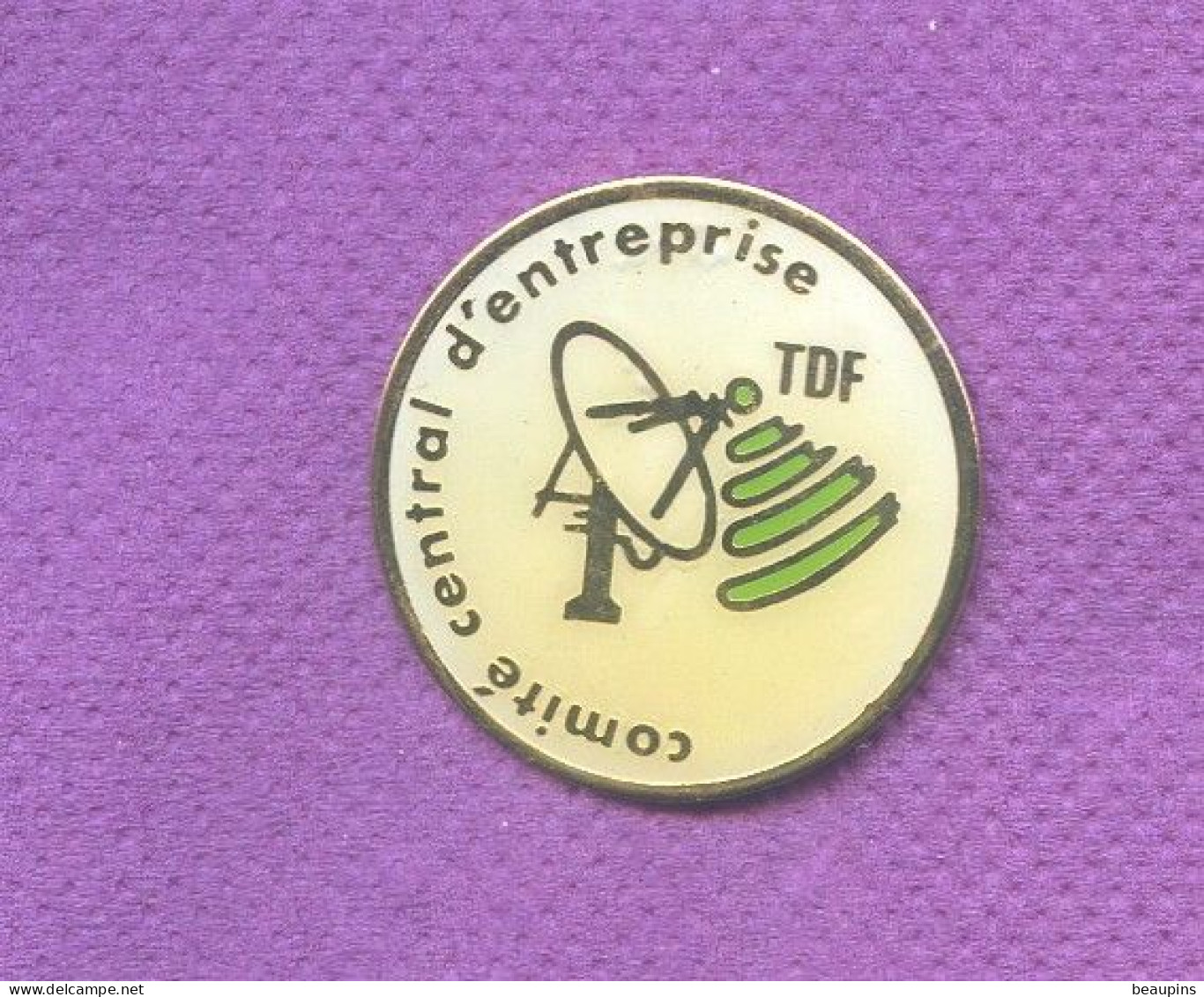 Rare Pins Media Television ? Tdf Antenne L129 - Medien