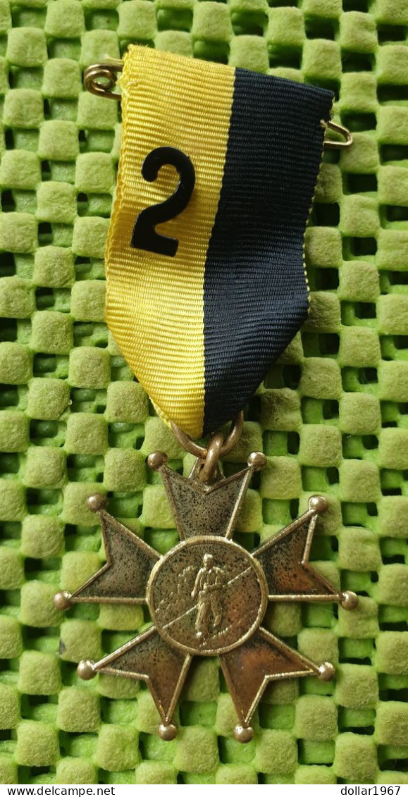 Medaile   :  .W.S.V. Nooit-Gedacht Oss 1957   ( Noord-Brabant ) -  Original Foto  !!  Medallion  Dutch - Sonstige & Ohne Zuordnung