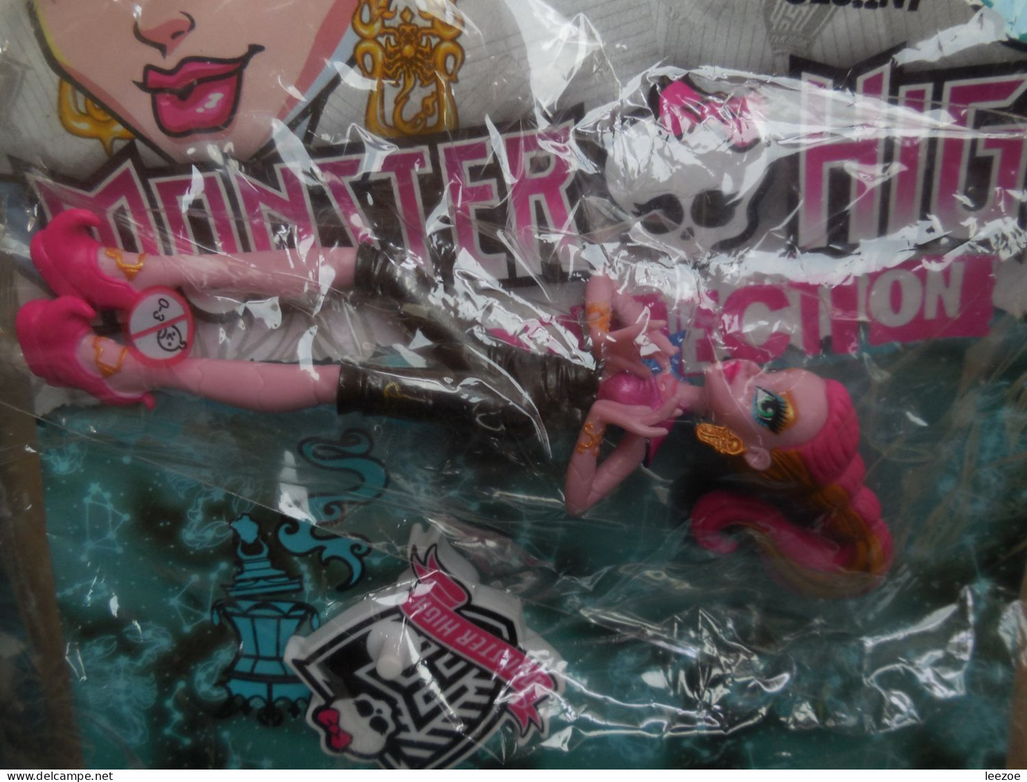 MONSTER HIGH, beau lot de figurines Monster High, voir toutes les photos................ref N30/P.A