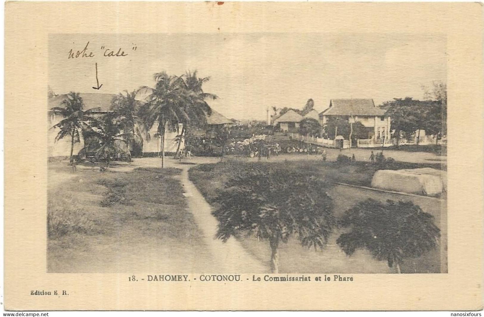 AFRIQUE DAHOMEY.  COTONOU.  LE COMMISSARIAT ET LE PHARE - Dahomey