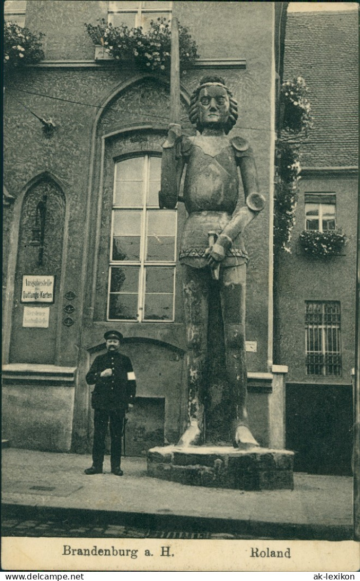 Ansichtskarte Brandenburg An Der Havel Polizist Vor Dem Roland 1916  - Brandenburg