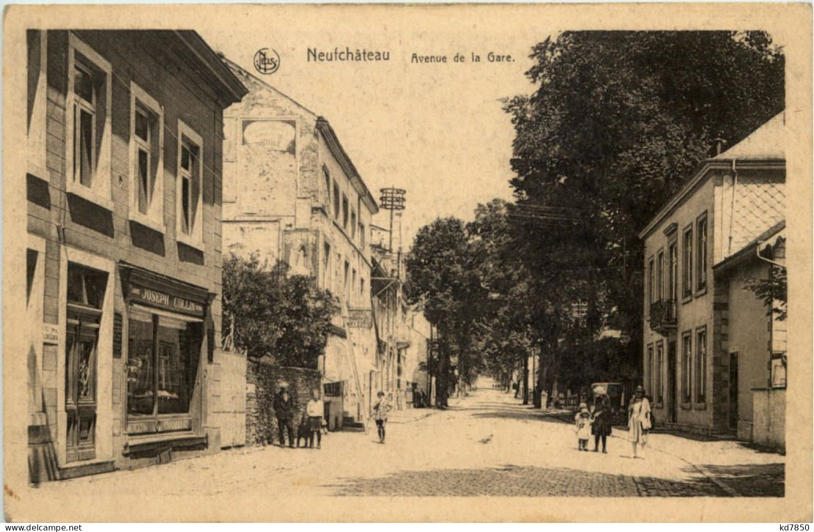 Neufchateau - Avenue De La Gare - Neufchâteau