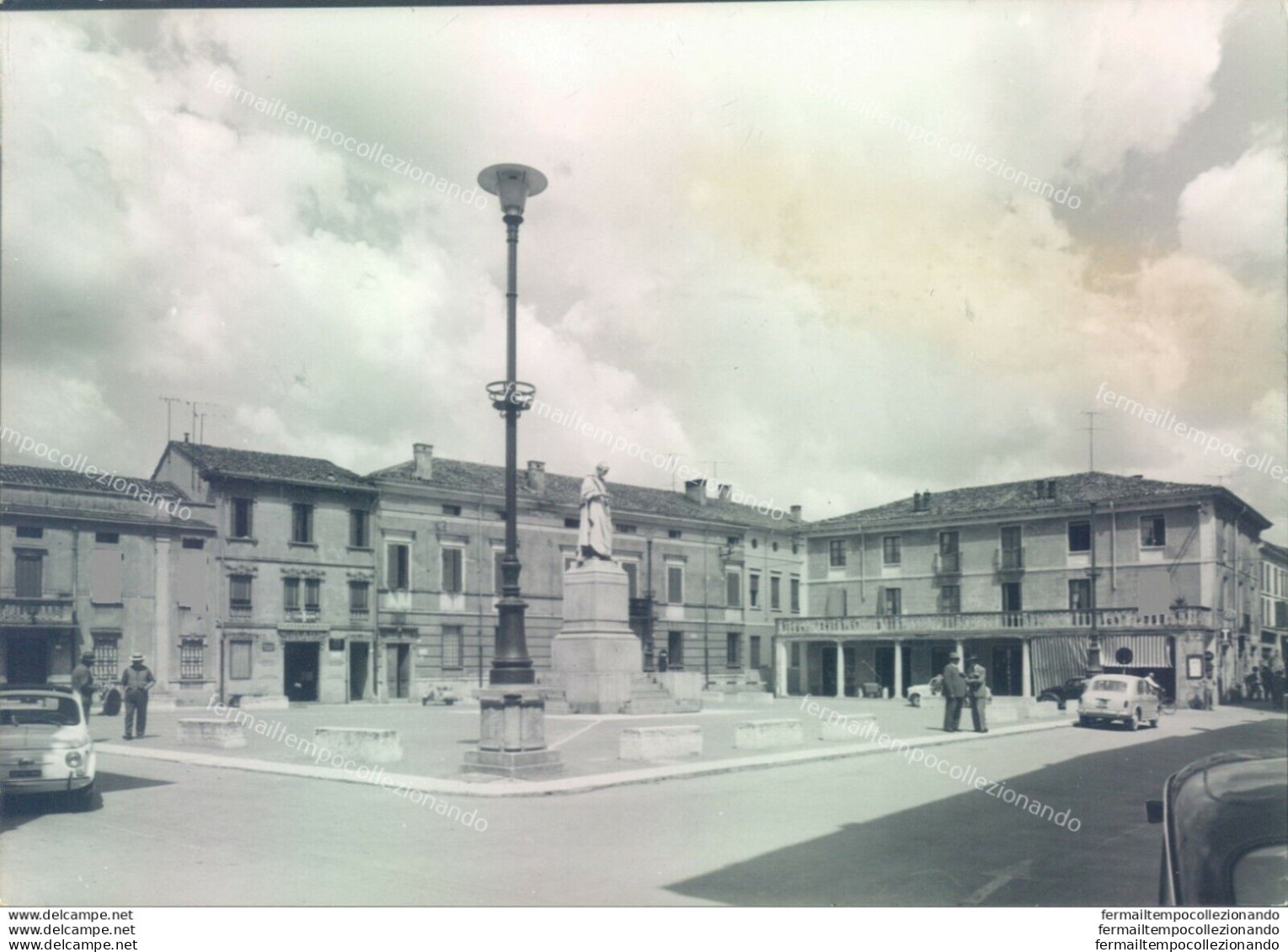 P168 Bozza Fotografica Ostiglia Piazza Connelio Bella Provincia Di Mantova - Mantova