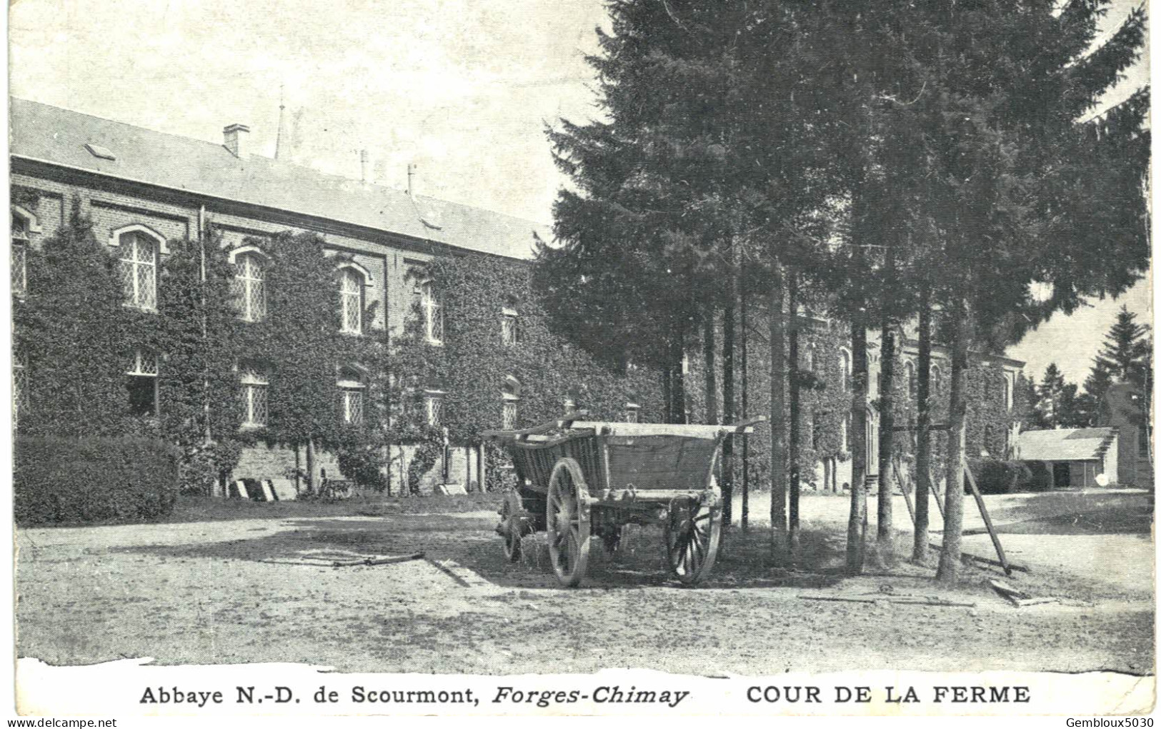 (459)    Chimay   Abbaye N.D. De Scoumont  Cour De La Ferme - Chimay