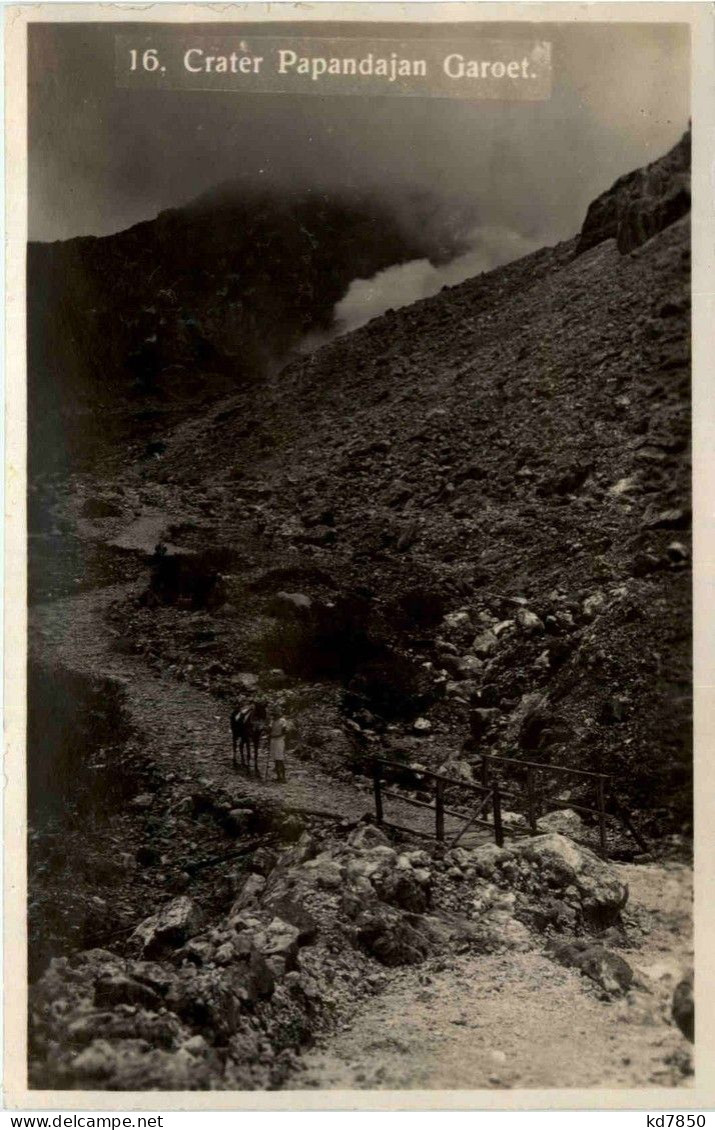 Java - Crater Papandajan Garoet - Indonesië