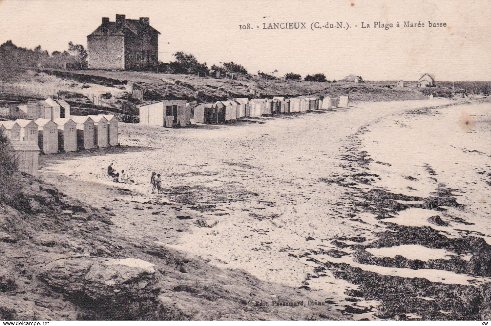 LANCIEUX -22- 2 CPA - La Plage à Marée Basse Et Vue Générale Prise De La Pointe De Buglais - 20-04-24 - Lancieux