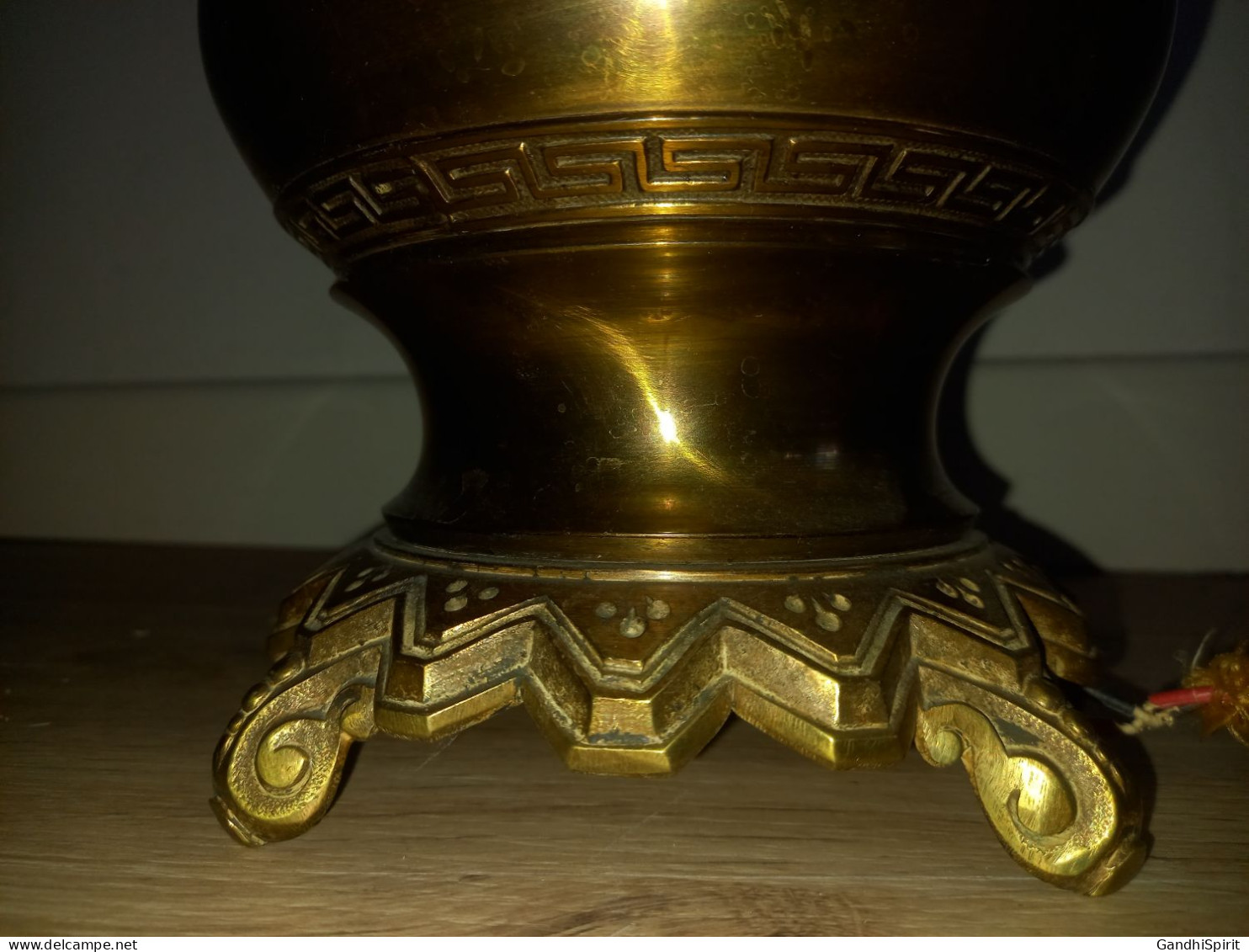 Magnifique Lampe JS à Pétrole Huile Ancienne électrifiée D'époque Socle Bronze - Lighting & Lampshades