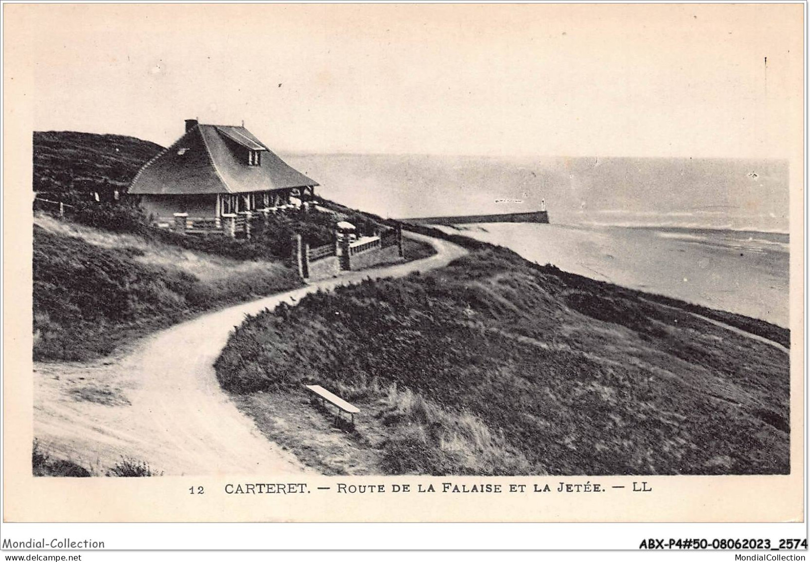 ABXP4-50-0276 - CARTERET - Route De La Falaise Et La Jetee  - Carteret