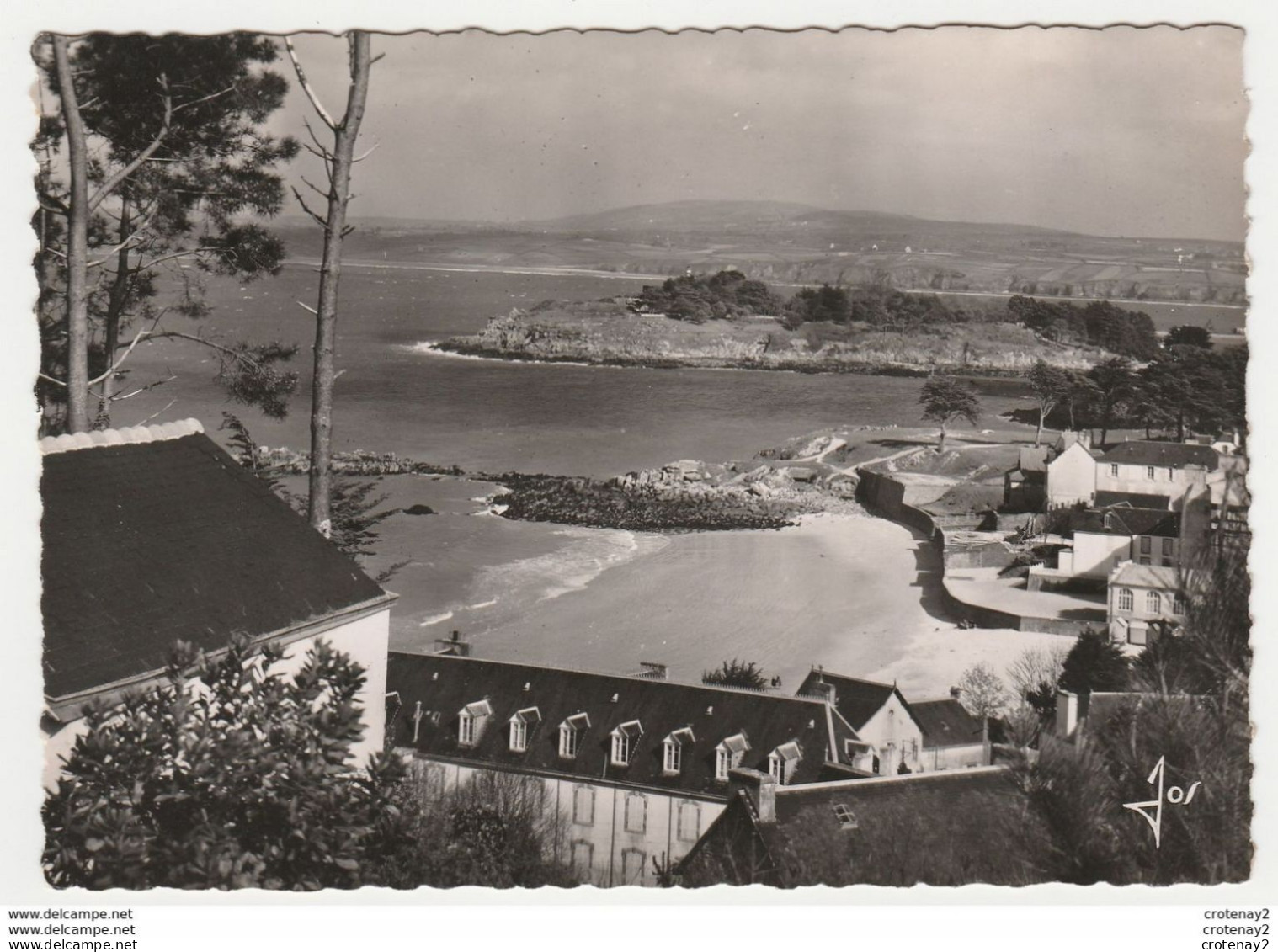 29 TREBOUL N°185 Plage Des Sables Blancs Ile TRISTAN Et Le MENEZ-HOM VOIR DOS - Tréboul