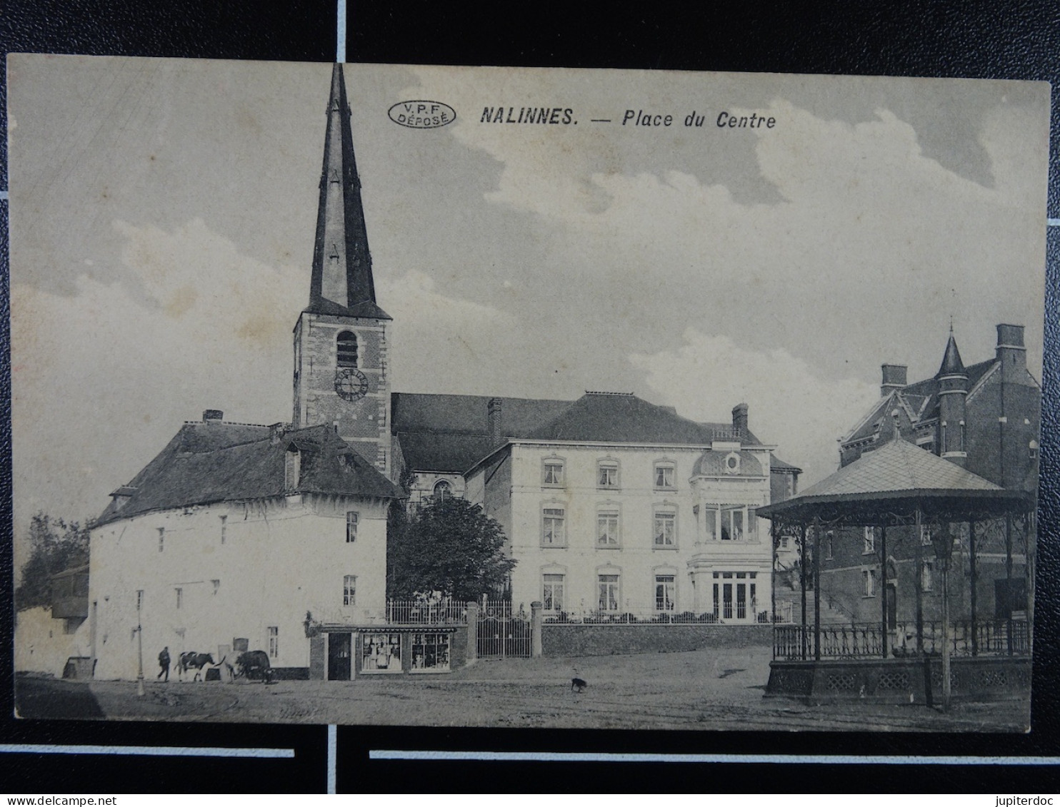 Nalinnes Place Du Centre - Ham-sur-Heure-Nalinnes