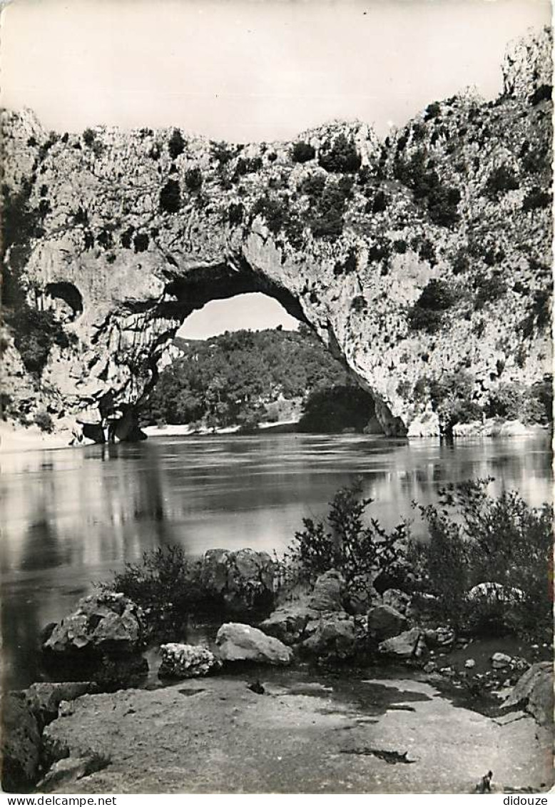 07 - Vallon Pont D'Arc - Le Pont D'Arc - Gorges De L'Ardèche - Carte Dentelée - CPSM Grand Format - Carte Neuve - Voir S - Vallon Pont D'Arc