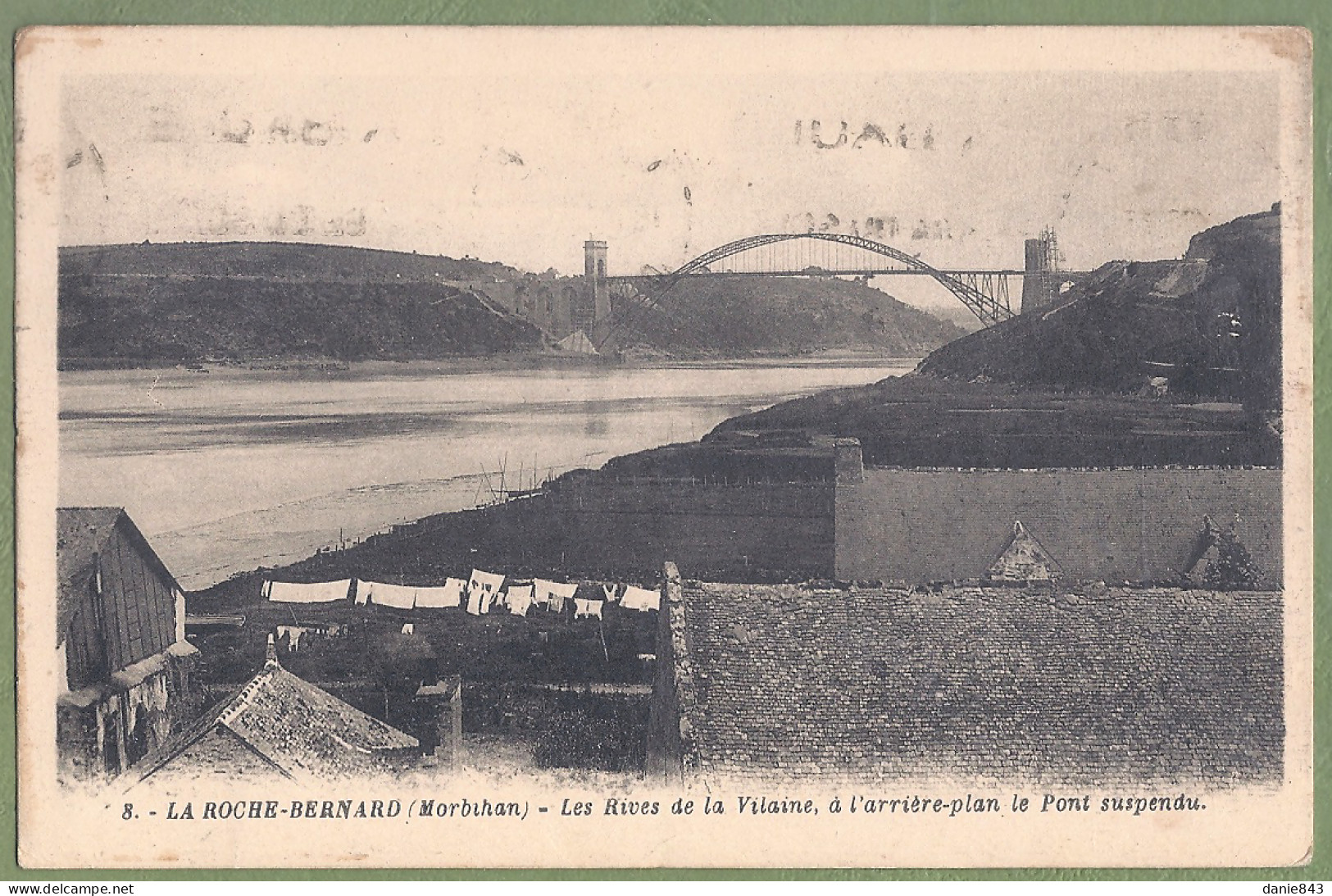 CPA  - MORBIHAN - LA ROCHE BERNARD - LES RIVES DE LA VILAINE ET PONT SUSPENDU A L'ARRIERE PLAN - La Roche-Bernard