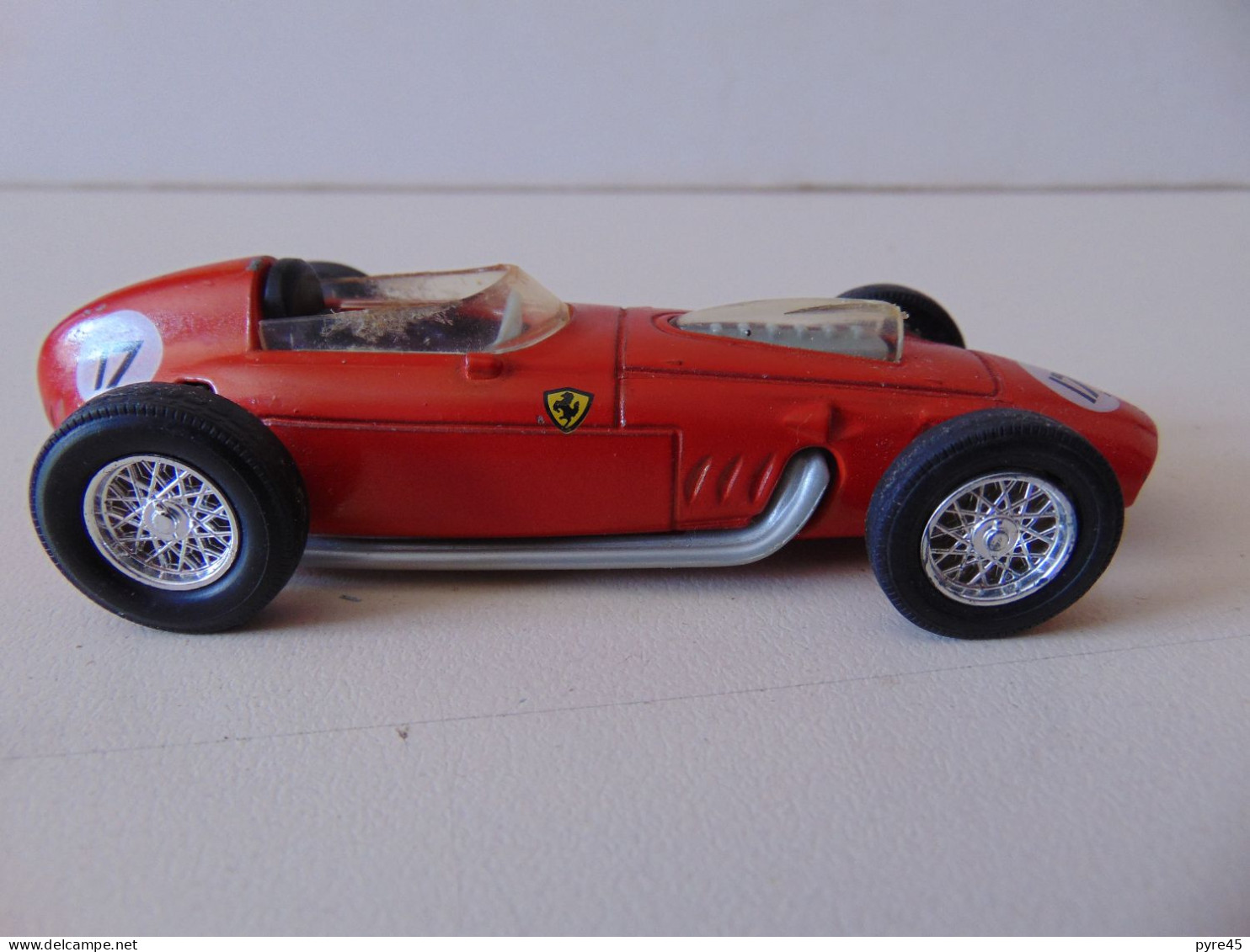 Voiture  " Ferrari Dino 246/V 12 " Matchbox - Giocattoli Antichi