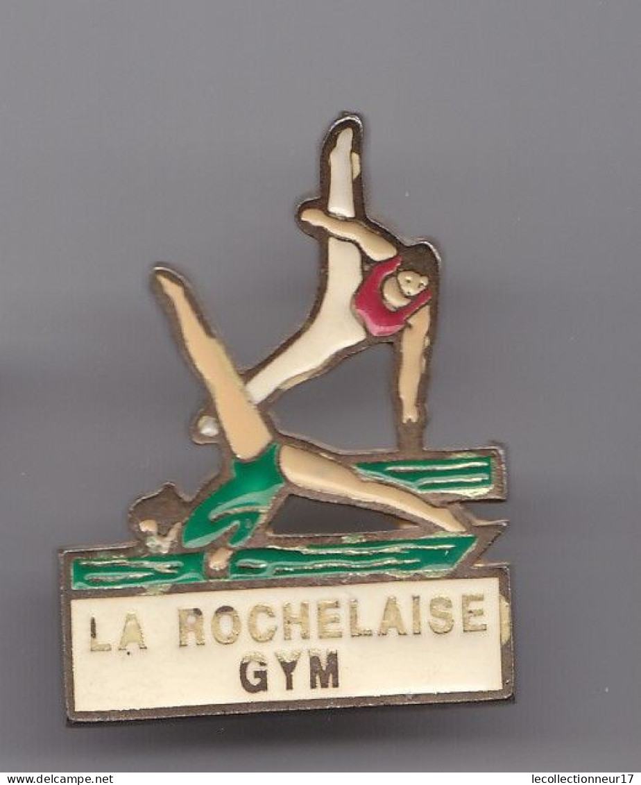 Pin's La Rochellaise Gym   En Charente Maritime Dpt 17 Cheval D' Arçon Barres Parallèles Réf 4205 - Gymnastics