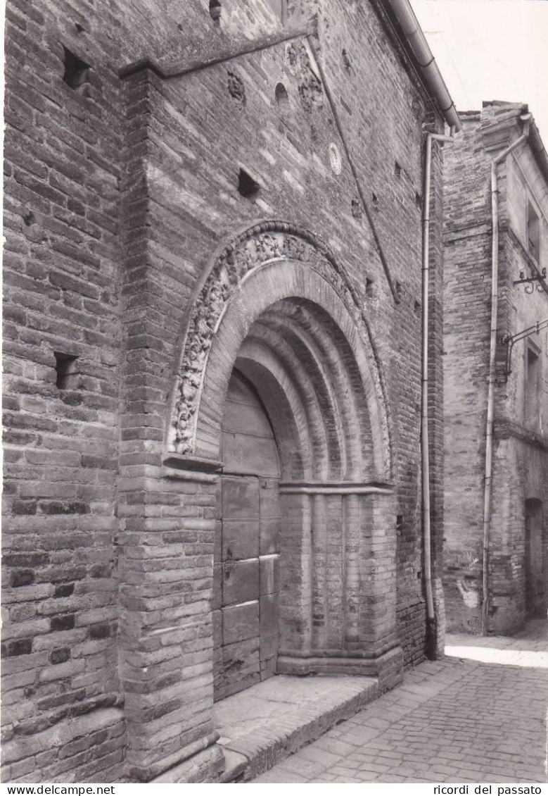 Cartolina Colmurano ( Macerata ) Chiesa Dell'annunziata - Portale - Macerata