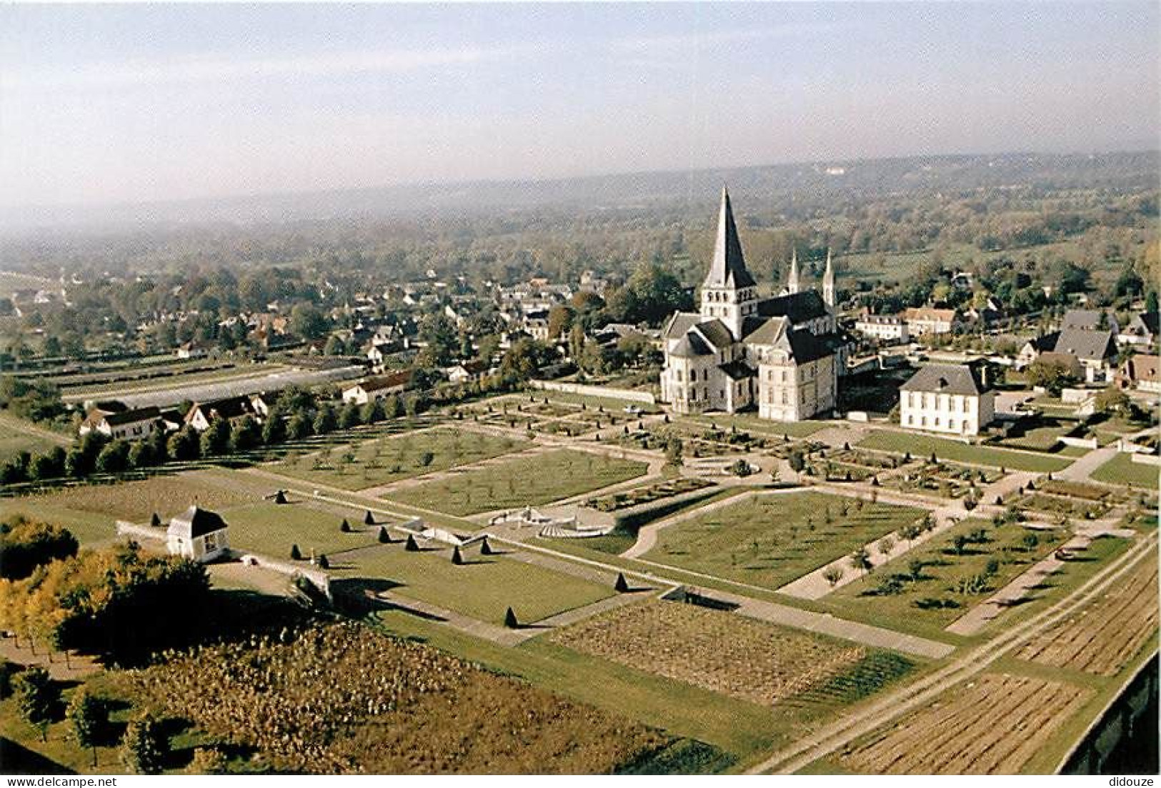 76 - Saint Martin De Boscherville - Abbaye Saint-Georges - Vue Aérienne - Carte Neuve - CPM - Voir Scans Recto-Verso - Saint-Martin-de-Boscherville