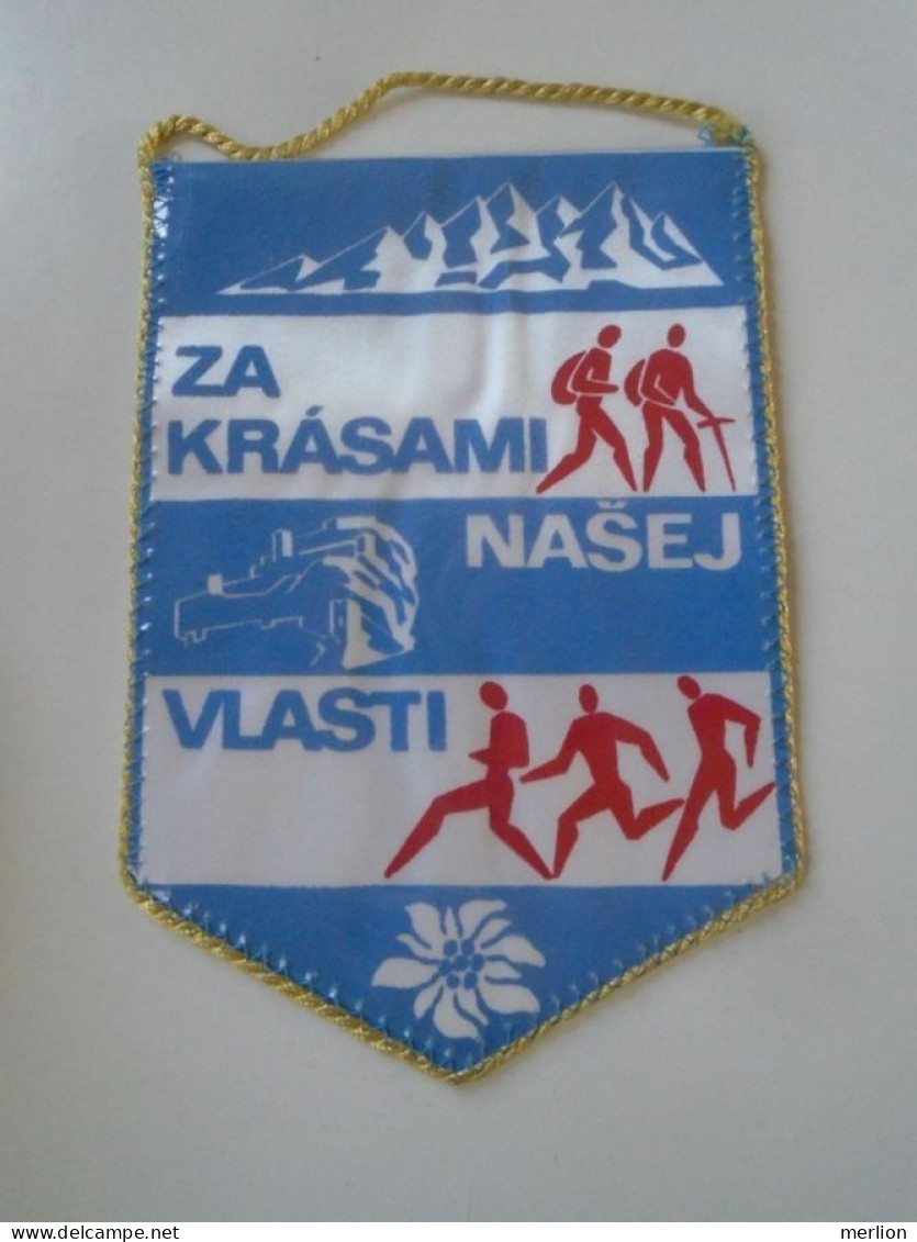 D202156  FANION   -Wimpel - Pennon -  SPORT 30  - (1970's) Za Krásami Nasei Vlasti - Czechia SLOVAKIA   160x 110 Mm - Athletics